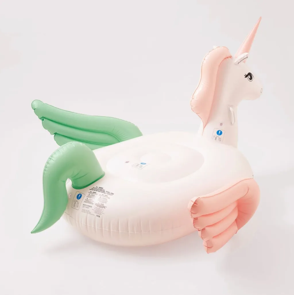luxe_rideon_unicorn_coral_1.webp Fashion Luxe Ride-On Unicorn Coral Ombre Floats