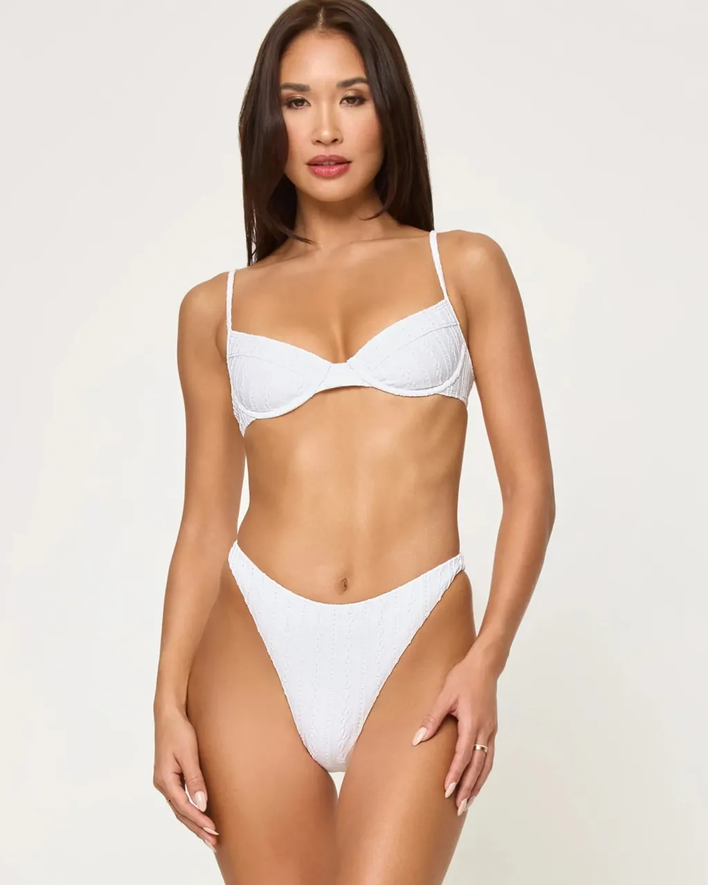 white_missy_top_0.webp Fashion Missy Top Underwire Top